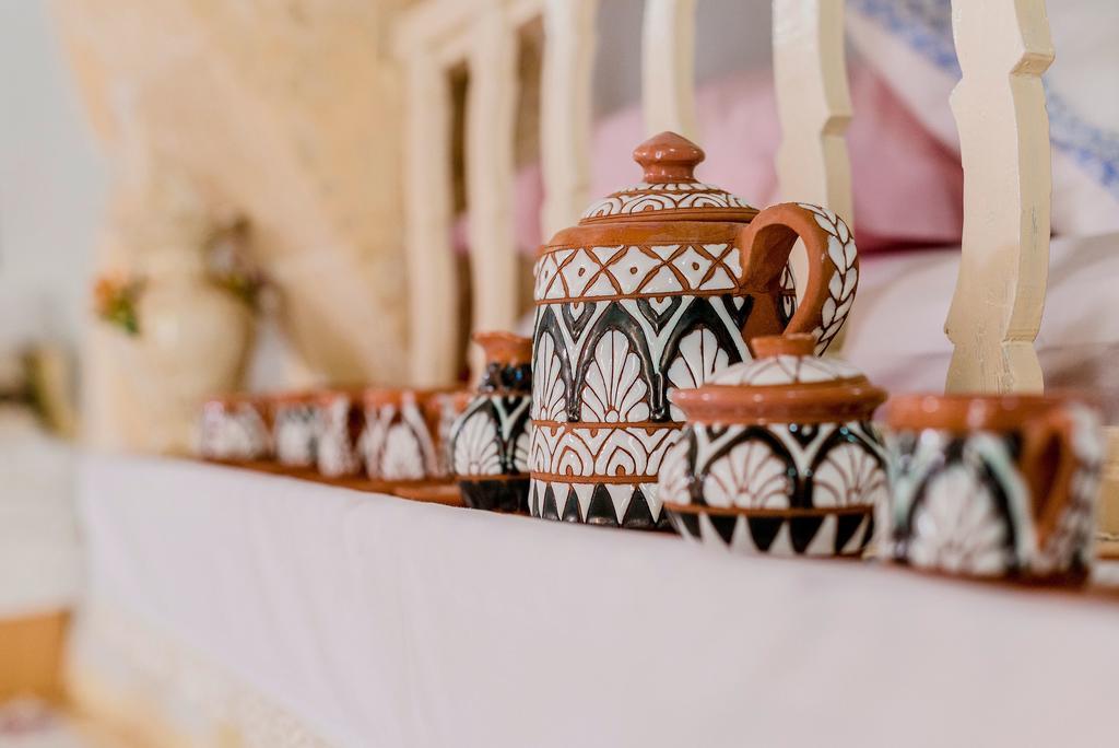 Kamariko Traditional House Afantou Bilik gambar